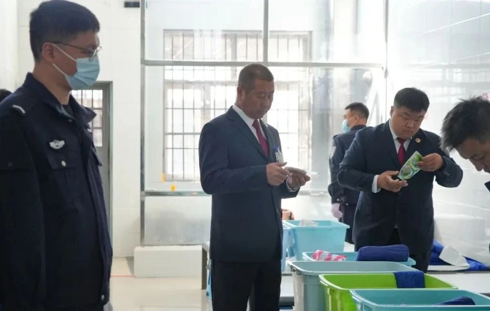 节前排查除隐患 筑牢监管安全线